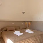 Domaine De Caranella מלון