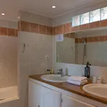 Domaine De Caranella 호텔 3*
