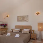 호텔 Domaine De Caranella 3*