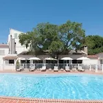Domaine De Caranella 호텔