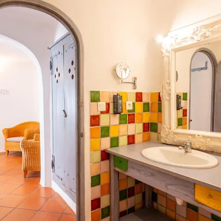 Hotel Domaine De Caranella