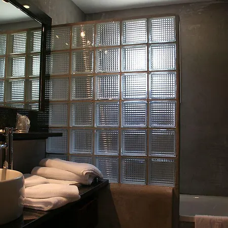 Domaine De Caranella Hotel 3*