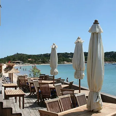 Domaine De Caranella ホテル