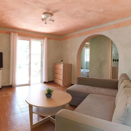 Domaine De Caranella ホテル