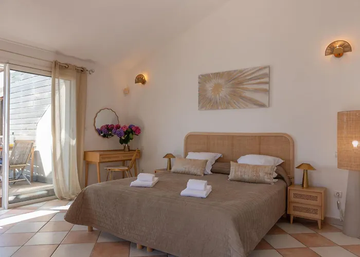 Domaine De Caranella